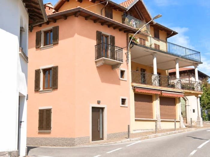 Casa trilocale in vendita in Via Frassi, Civenna, Bellagio