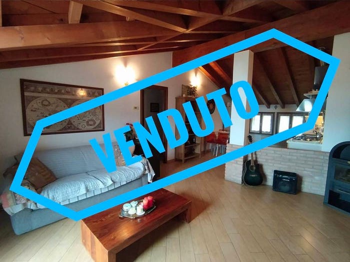 Appartamento trilocale in vendita in Via Giuseppe Garibaldi, Centro, Borghetto Lodigiano