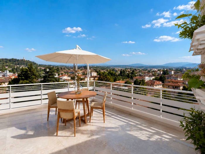 Appartamento quadrilocale in vendita in Via San Faustino, Centro, Villa d'Almè
