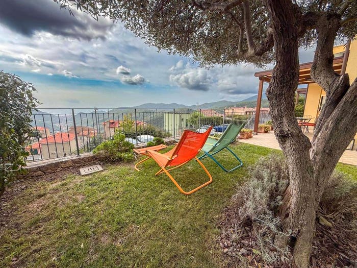 Appartamento trilocale in vendita in Via Niccolò Paganini, Centro, Magliolo