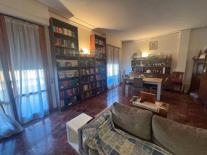 Appartamento con 6 locali in vendita in Via di Sollicciano, Casellina, Scandicci