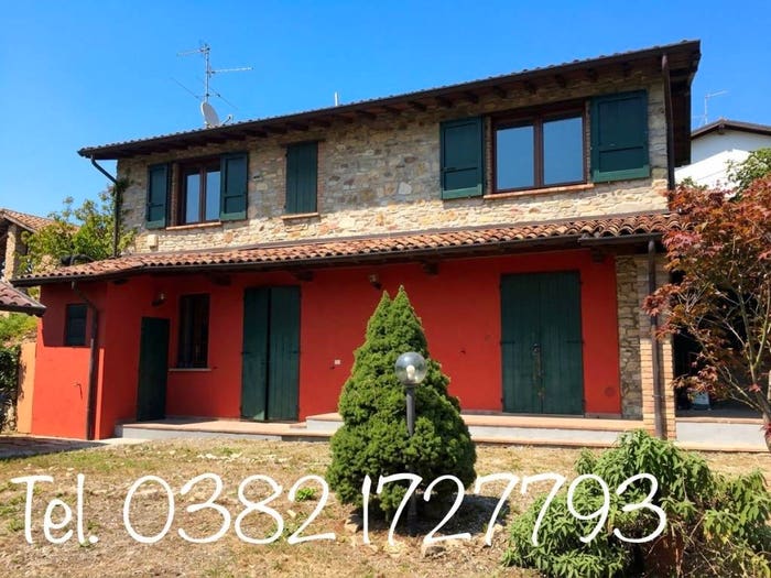Casa con 5 locali in vendita in Via Emilia, Centro, Broni