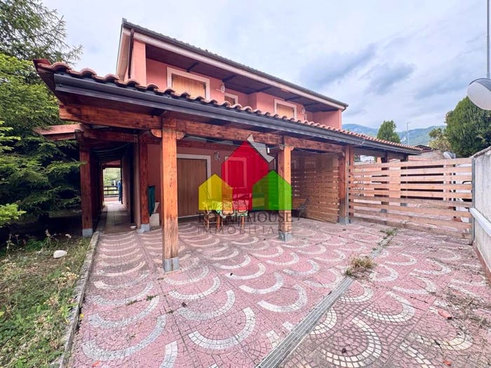 Casa trilocale in vendita in Pontone, Castel di Sangro