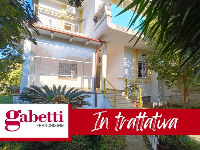Casa con 5 locali in vendita in Via del Pesco, Villaggio Giornalisti Poggio, Anzio