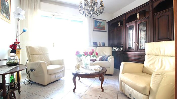 Appartamento quadrilocale in vendita in Via Neri da Rimini, Rimini