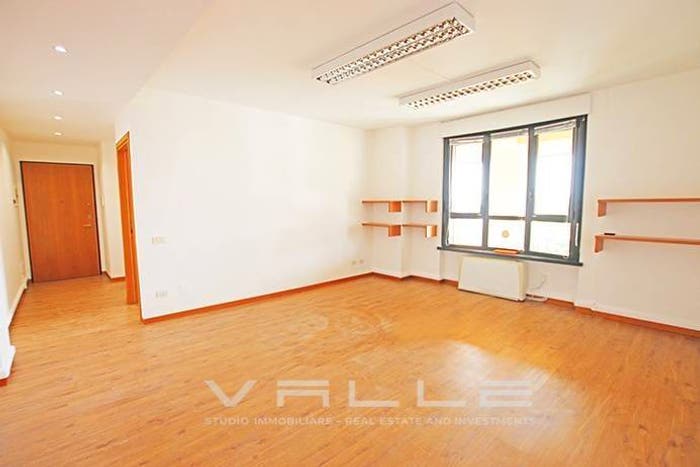 Appartamento trilocale in vendita in via palma il vecchio, Centro, Bergamo