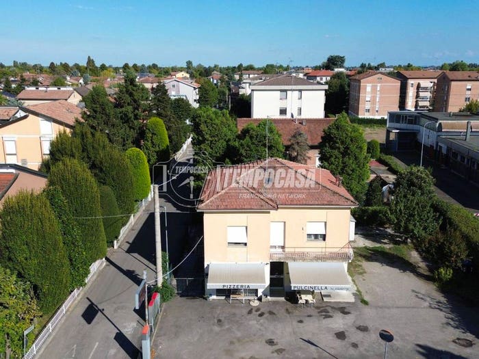 Appartamento trilocale in vendita in Via Gonzaga, Centro, Bagnolo in Piano