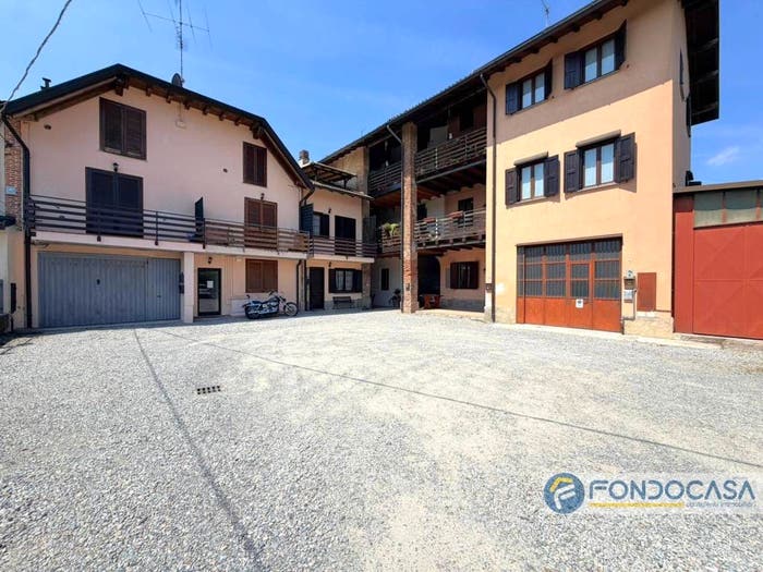 Appartamento bilocale in vendita in Via Cesare Balbo, Barlassina