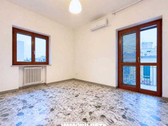 Appartamento quadrilocale in vendita in Via Lucana, Centro, Matera