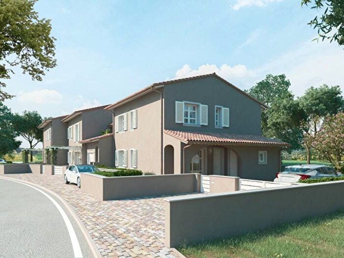 Appartamento con 5 locali in vendita in Santa Lucia La Borra, Pontedera