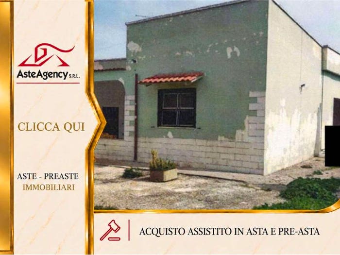 Appartamento quadrilocale in vendita in Contrada Chiodi con accesso lungo la SS per Lecce al km, Santa Chiara Sant'Angelo, Brindisi