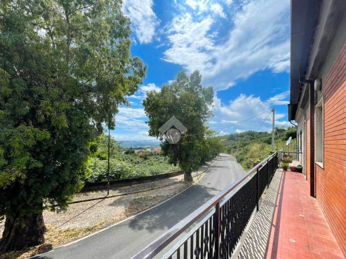 Appartamento trilocale in vendita in Circonvallazione Antonio Gramsci, Centro, Cori