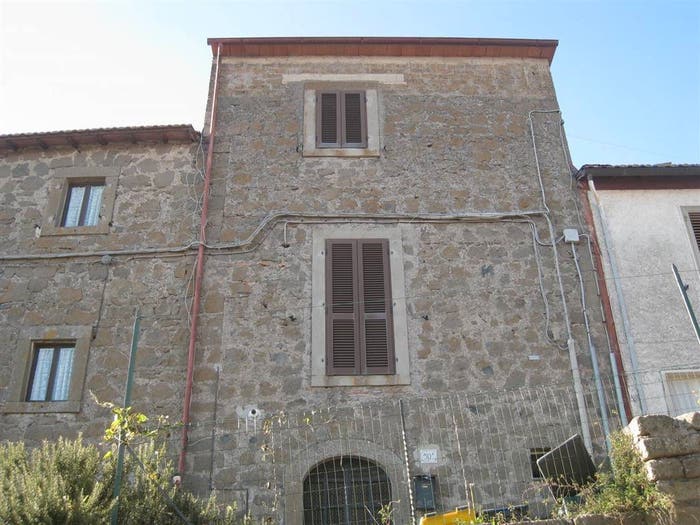 Casa trilocale in vendita in VIA CARPINE, Centro, Montefiascone