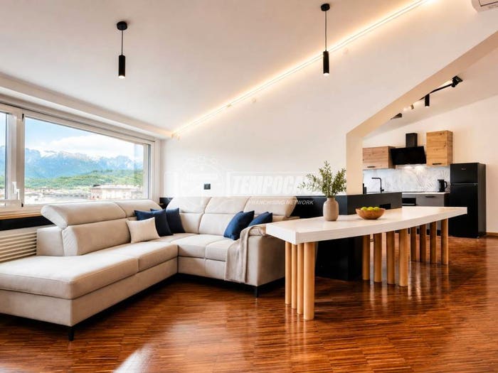 Appartamento quadrilocale in vendita in Piazzale della Resistenza, Centro, Belluno