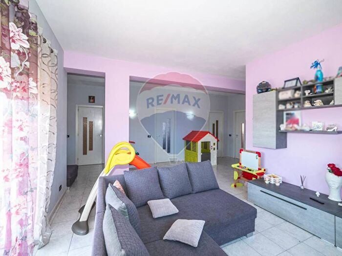 Appartamento con 5 locali in vendita in VIA DEL CORMORANO, Villaggio Del Pino Le Ginestre, Belpasso