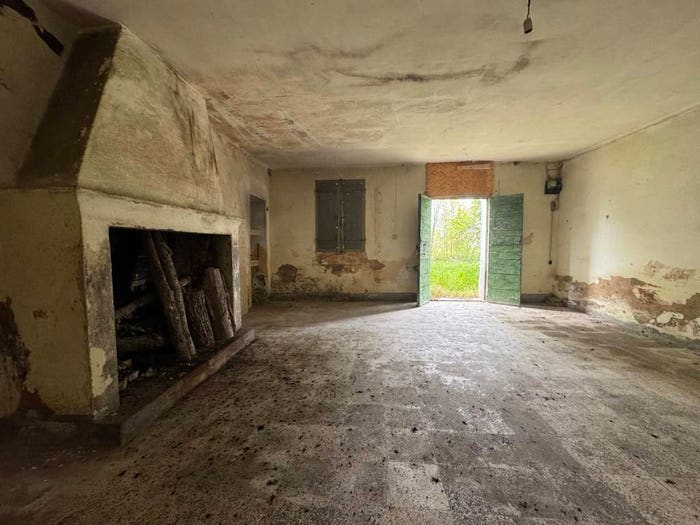 Casa con 5 locali in vendita in Roncadello, Forlì