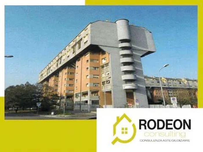 Appartamento quadrilocale in vendita in Via Pastrengo, San Bernardino, Legnano