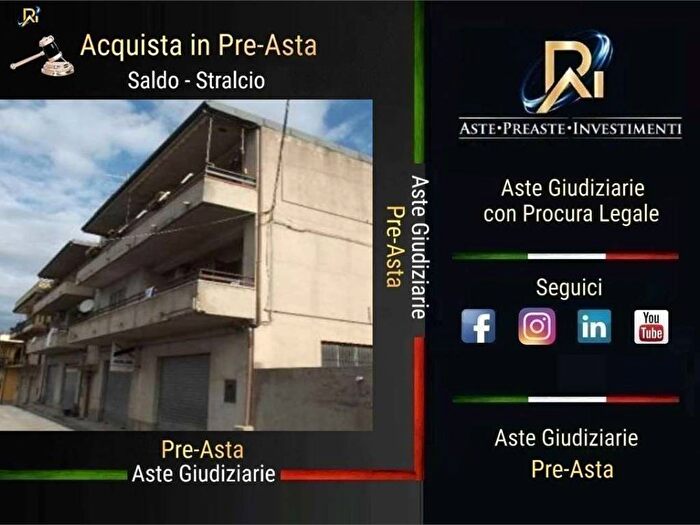 Appartamento con 6 locali in vendita in Via Bologna, Laureana di Borrello