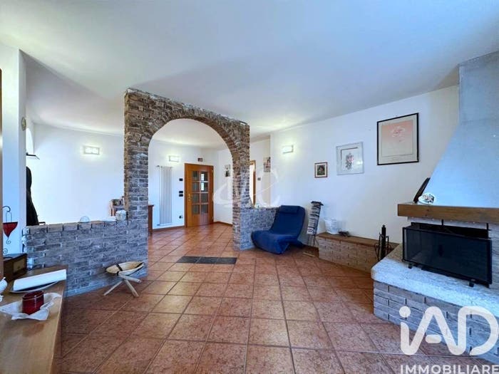 Casa con 6 locali in vendita in Localit  I Montagnoi, Brentonico