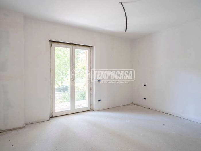 Appartamento trilocale in vendita in Via Monte Cucco, Centro, San Severino Marche