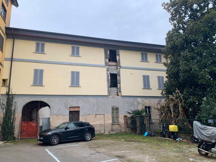 Casa in vendita in Piazza Giacomo Matteotti, Lonate Ceppino