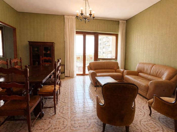 Appartamento con 5 locali in vendita in Via Matteo Bandello, Piazza Giovanni XXIII, Cagliari
