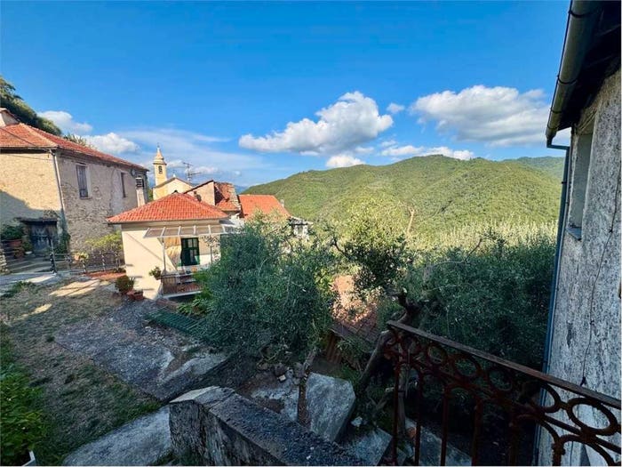 Casa con 6 locali in vendita in Via San Giorgio, Pieve di Teco