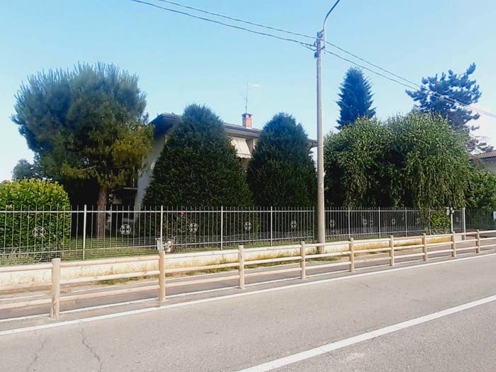 Casa con 6 locali in vendita in Borgo Alto, Pavia