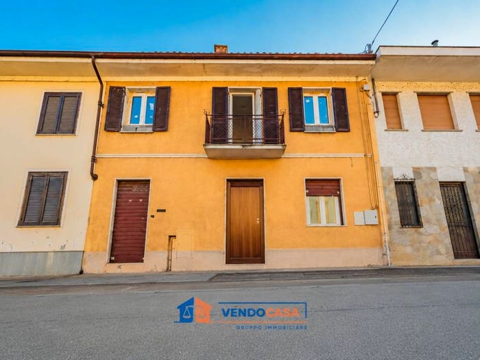 Casa con 5 locali in vendita in Via Ponte Cesare, Lombriasco
