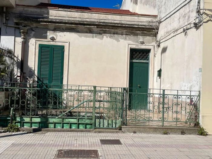 Casa con 6 locali in vendita in Via Nazionale No Number, Rometta Marea, Rometta