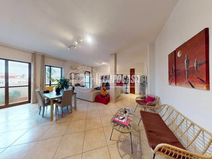 Appartamento con 5 locali in vendita in Maglie