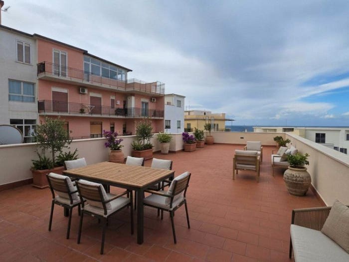 Appartamento bilocale in vendita in Via Grotta Polifemo, Centro, Milazzo