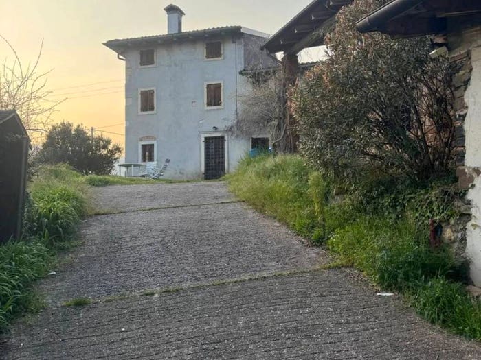 Casa con 6 locali in vendita in Via Casarotti No Number, Centro, Montecchia di Crosara