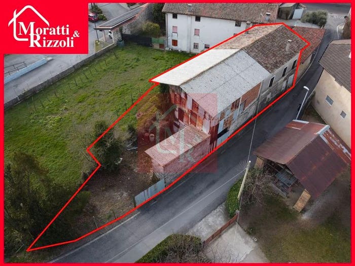 Casa con 5 locali in vendita in Via Cesare Battisti, Visco
