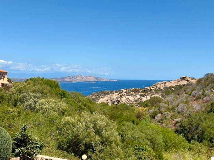 Appartamento quadrilocale in vendita in Villaggio Faras, Baja Sardinia, Arzachena