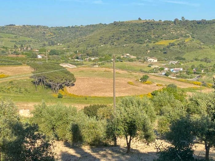Casa quadrilocale in vendita in Via Ippolito De Cristoforo, Centro, Caltagirone