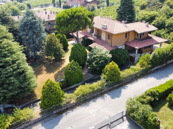 Casa con 6 locali in vendita in Via Sant'Orsola, Sant'Eufemia Caionvico, Brescia