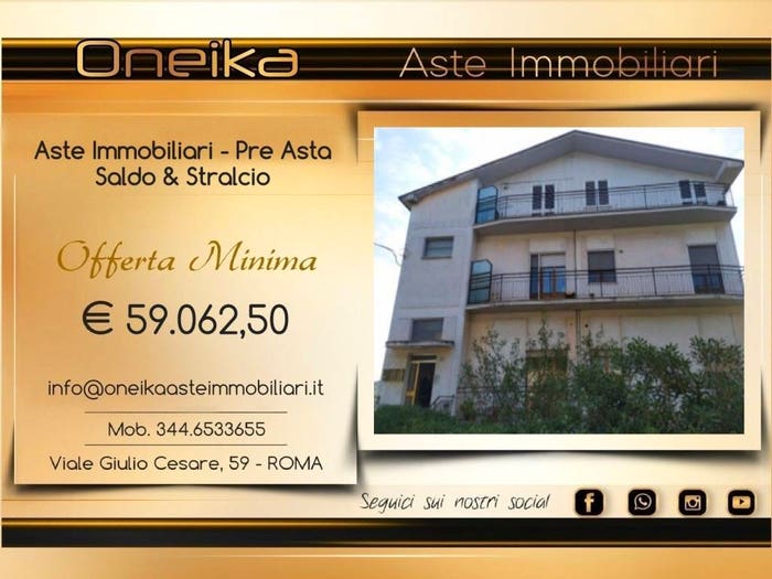 Appartamento con 6 locali in vendita in Contrada Santa Petronilla, Centro, Fermo