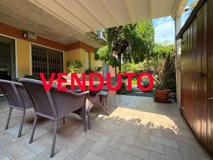 Appartamento trilocale in vendita in Via Giuseppe Garibaldi, Bussero