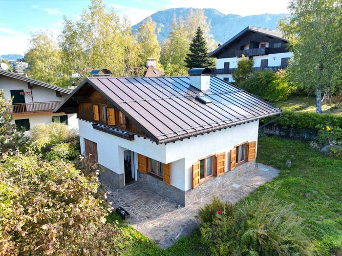 Casa con 6 locali in vendita in Centro, Baselga di Pinè
