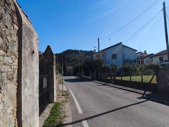 Casa trilocale in vendita in Via Colombicchio, Centro, Cormons