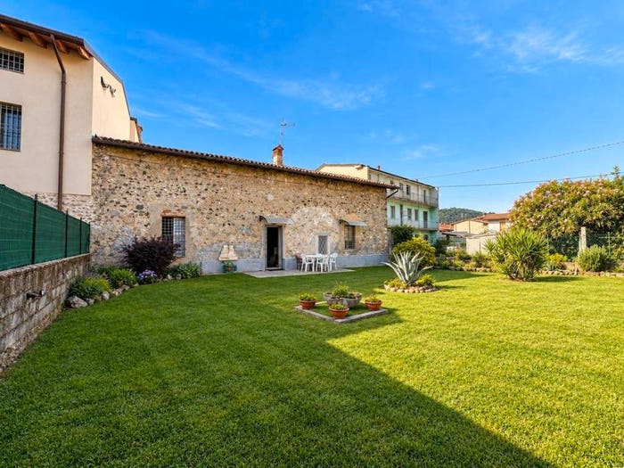 Casa con 5 locali in vendita in Via Marchesi, Centro, Rovato