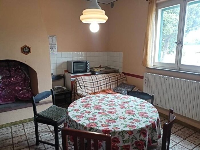 Casa con 6 locali in vendita in Metaurilia Tombaccia, Fano