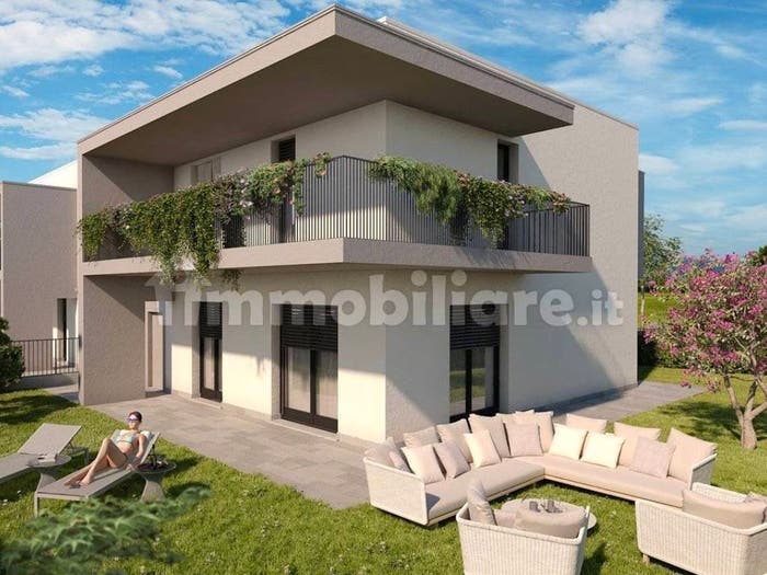 Casa con 5 locali in vendita in Via Giuseppe Verdi, Centro, Casnate con Bernate
