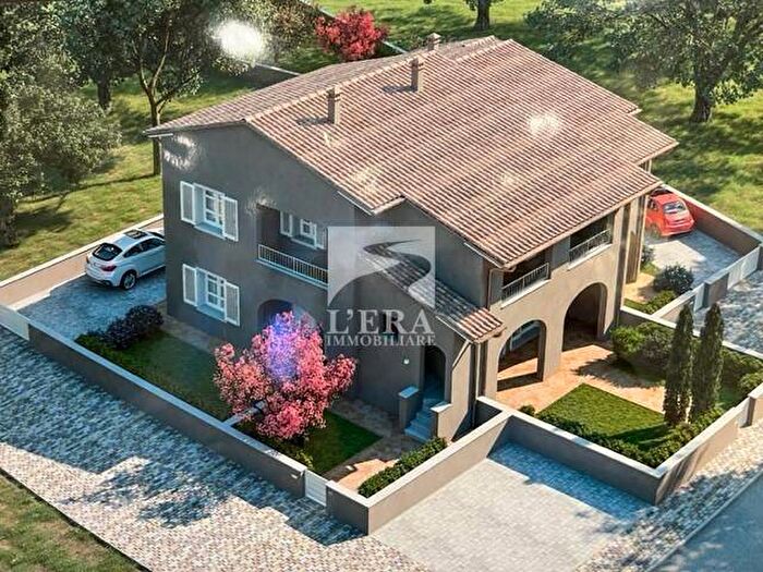 Casa con 6 locali in vendita in Santa Lucia La Borra, Pontedera