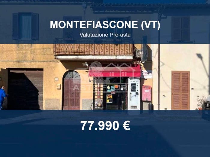Appartamento quadrilocale in vendita in Via Tartarola, Centro, Montefiascone