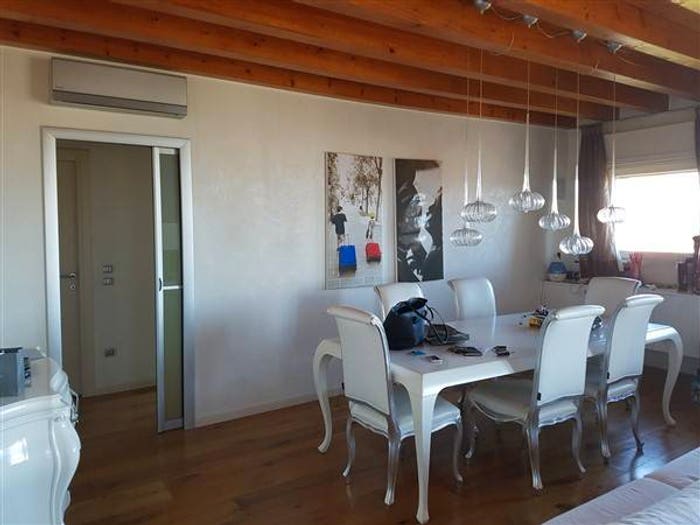 Casa quadrilocale in vendita in Via Dante Alighieri, Desenzano Centro, Desenzano del Garda