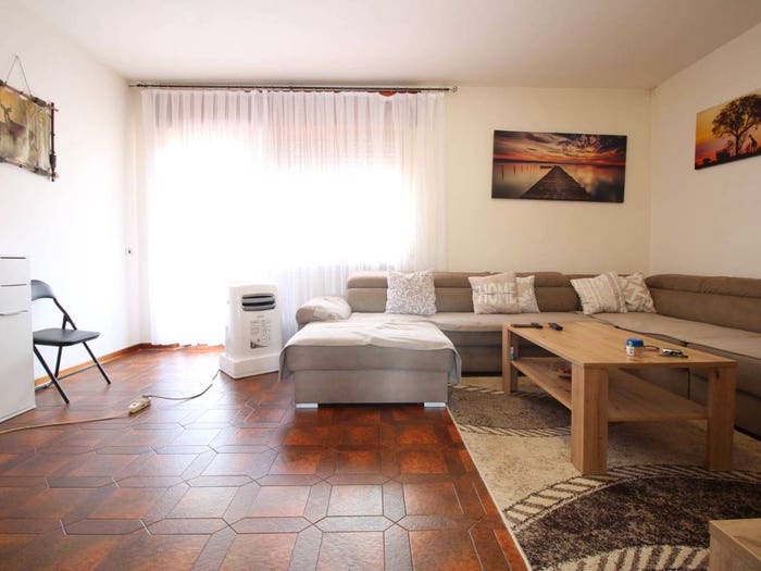 Appartamento con 5 locali in vendita in Via G Zin, Centro, Montebello Vicentino
