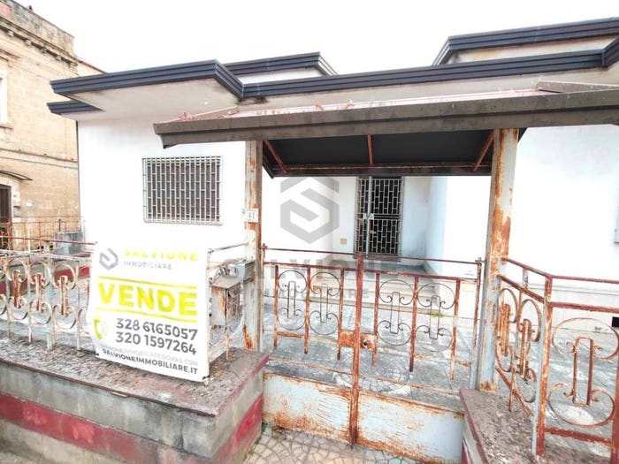 Casa con 6 locali in vendita in Traversa Terza Volturno, Ruviano