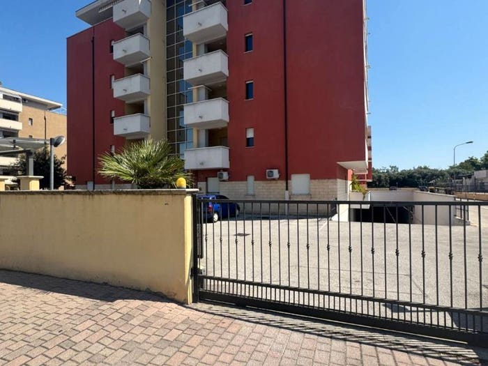 Appartamento trilocale in vendita in VIA FP MICHETTI, Manoppello Scalo, Manoppello